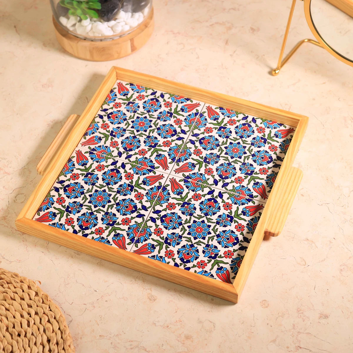 صنية 4 بلاطات حجم 30*30سم