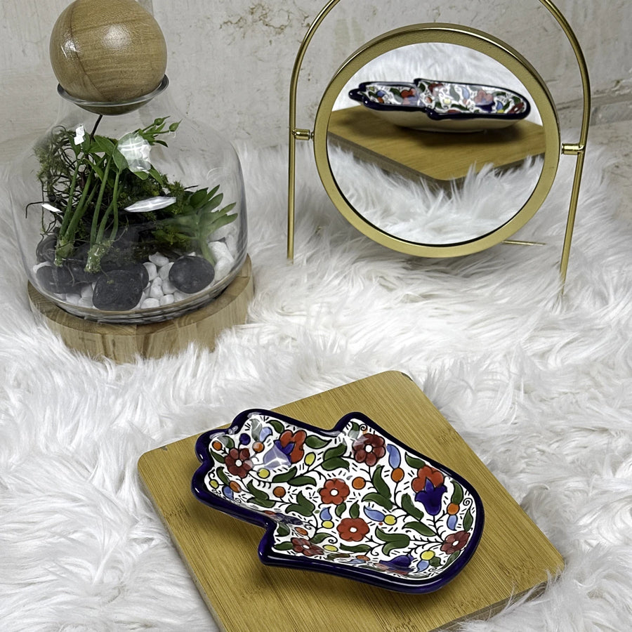 Hand-Shaped Plate — Design 03